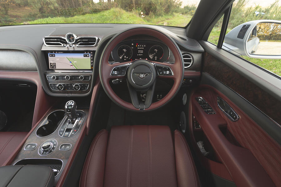 Bentley bentayga ewb 11 dashboard