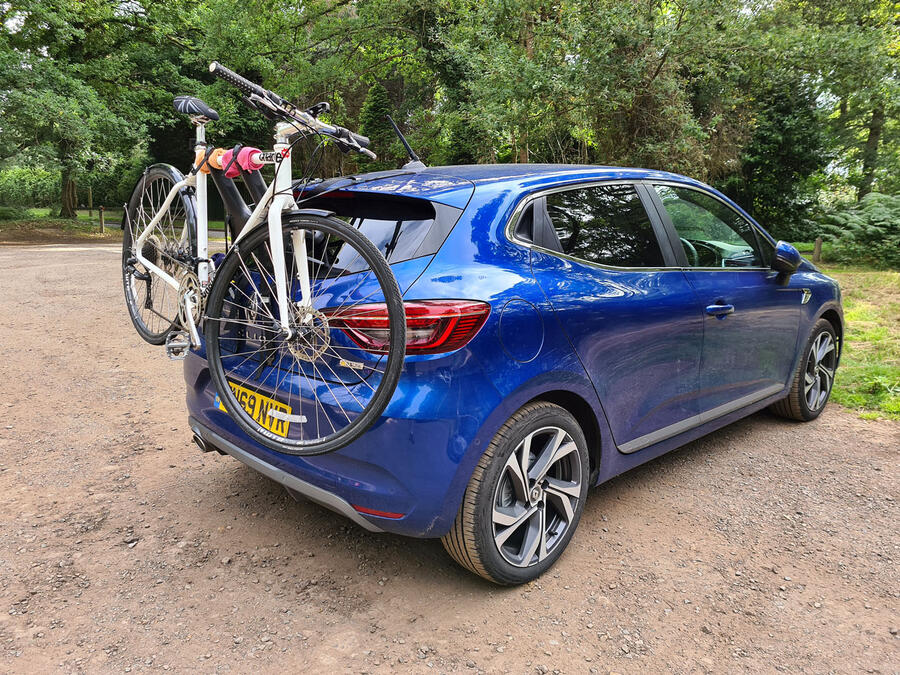 Clio store bike rack