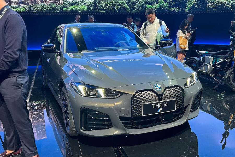 BMW i4 facelift at Beijing motor show â€“ front