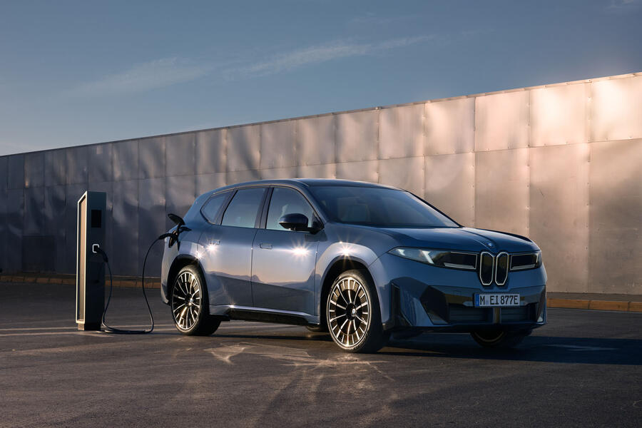 BMW iX3 charging