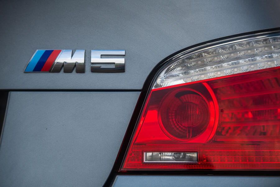 Bmw m5 e60 badge