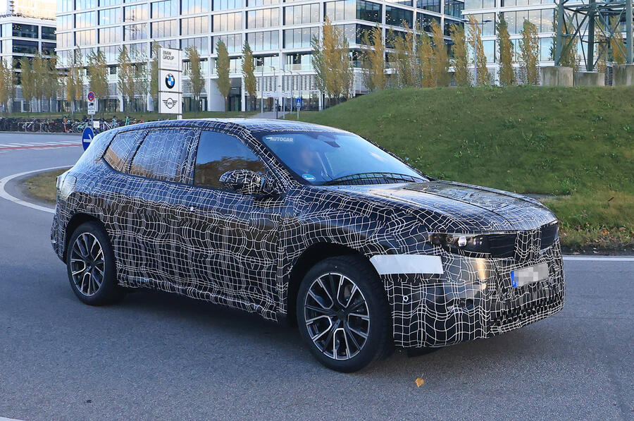 bmw neue klasse suv side angle