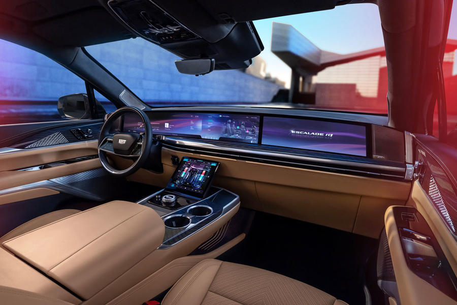 Cadillac Escalade IQ interior front