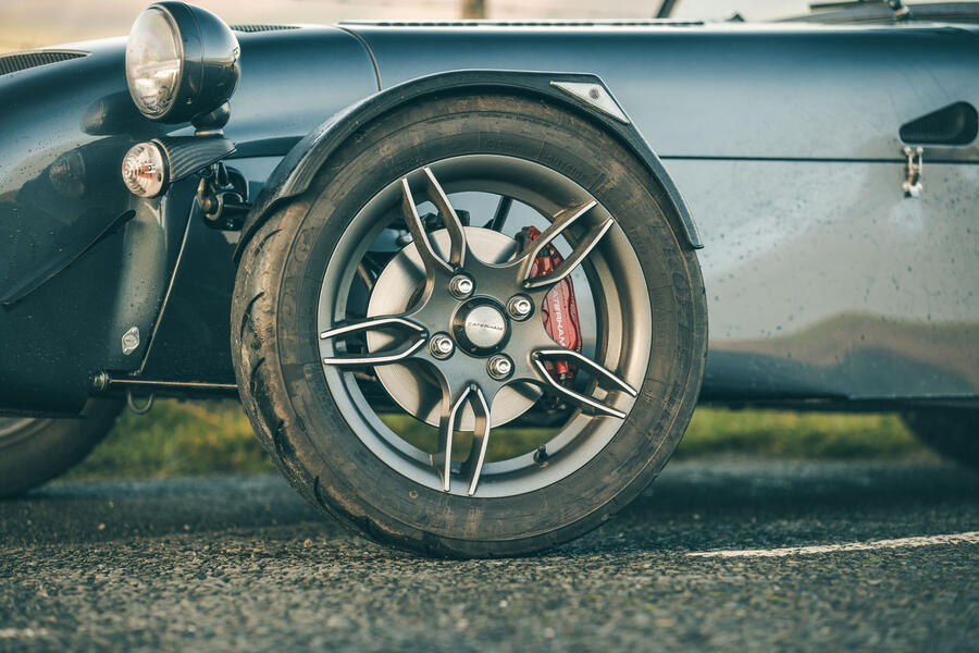 Caterham CSR Twenty wheel