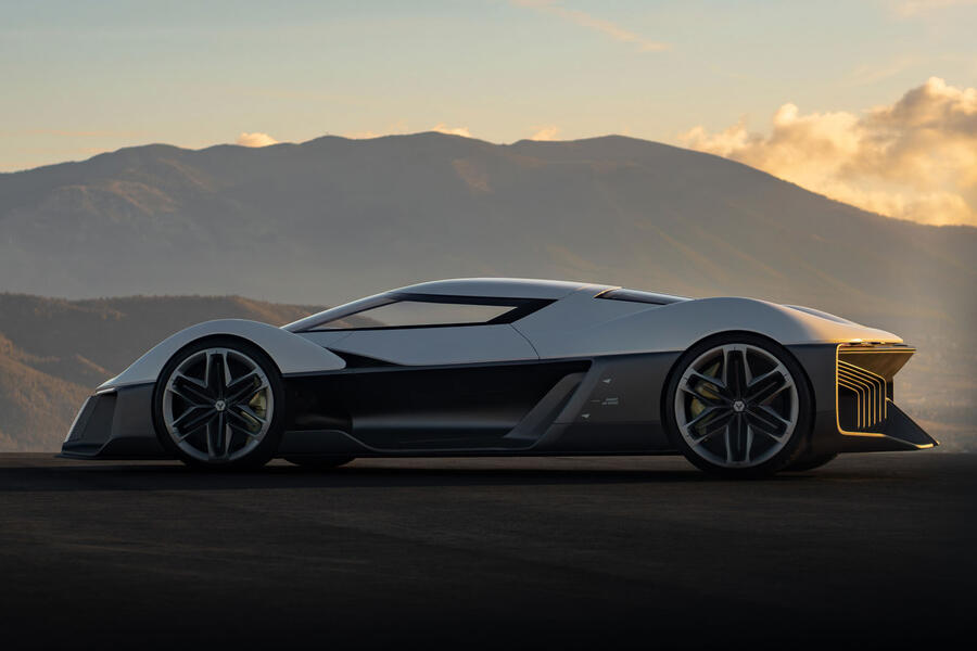 Chevrolet Corvette EV concept (GM Advanced Design Europe) â€“ side