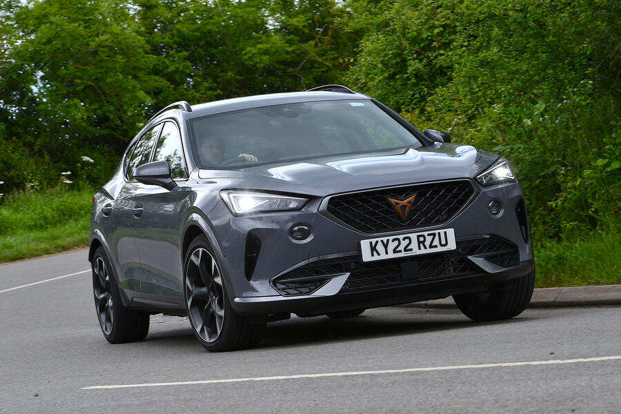 Grey Cupra Formentor cornering â€“ front