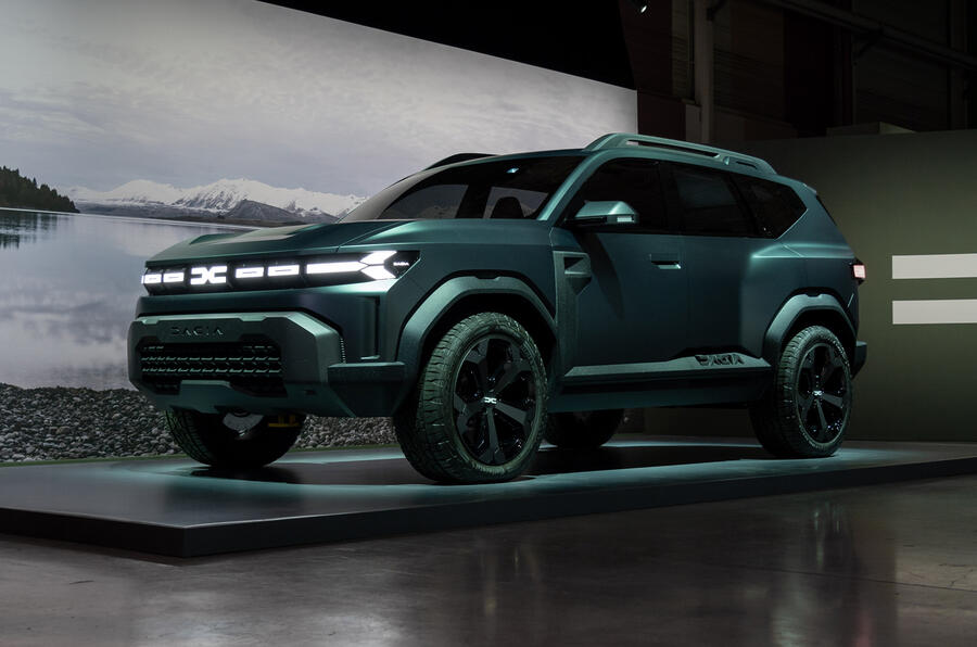 Dacia bigster 2022 front quarter static