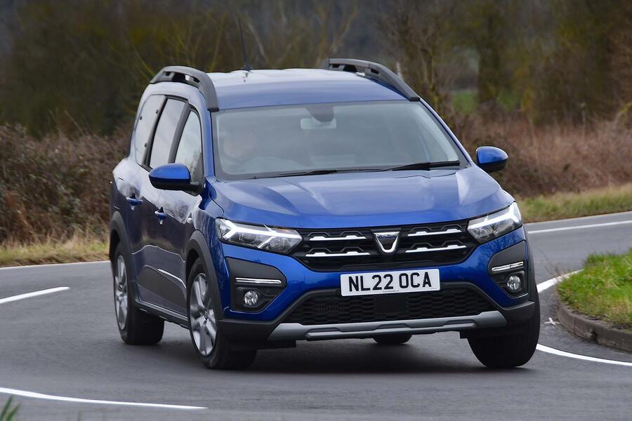 Dacia jogger front three quarter