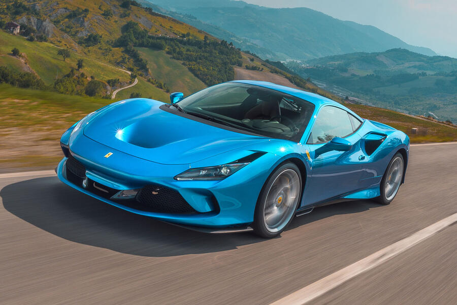 Ferrari f8 tributo 2019 front quarter tracking