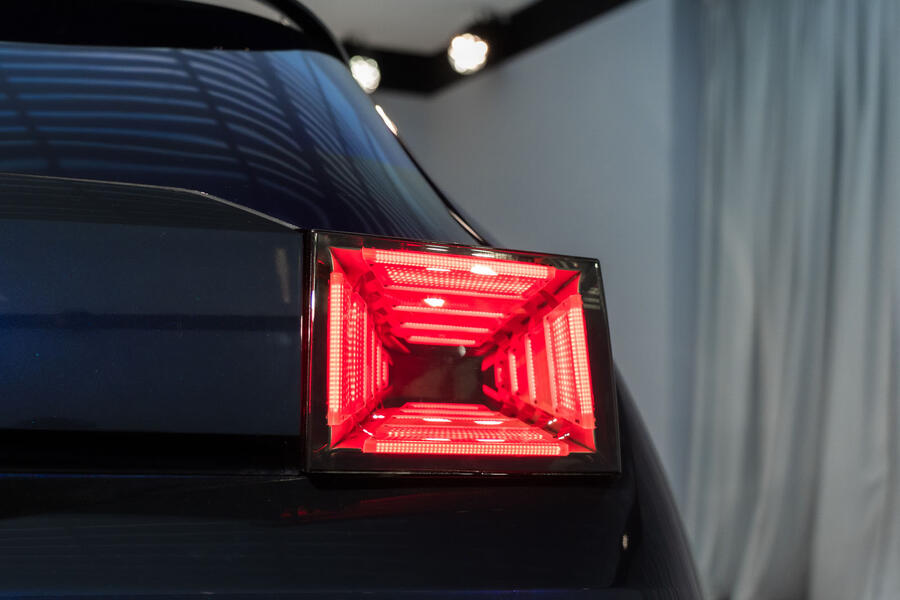 DS F3VER rear lights