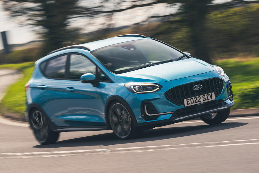 Ford fiesta active 2022 front quarter tracking 0