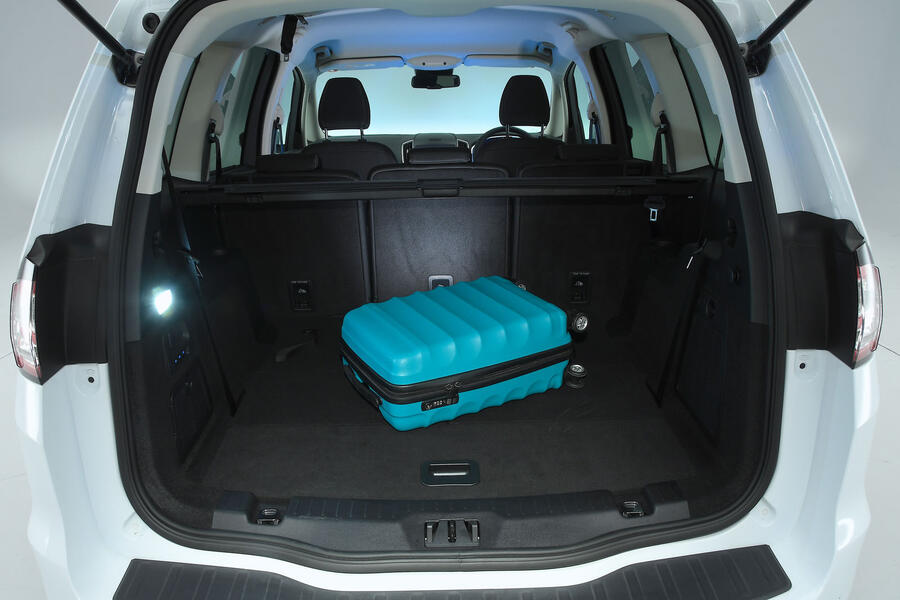 Ford galaxy 2019 boot