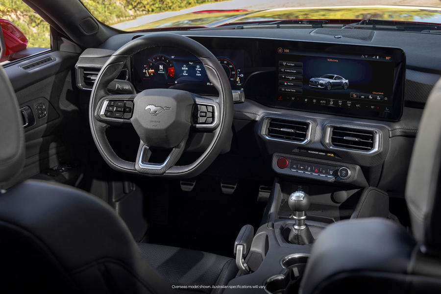 Ford mustang 2023 interior