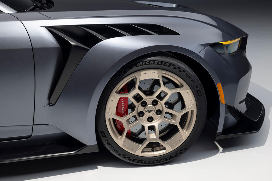 Ford Mustang GTD front wheel
