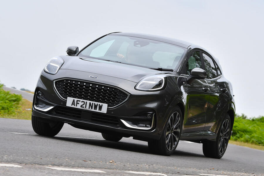 Ford Puma 2021 voorkwartier rijden