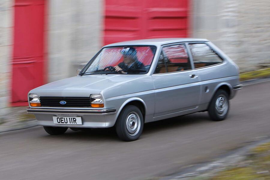Ford fiesta front three quarter 0