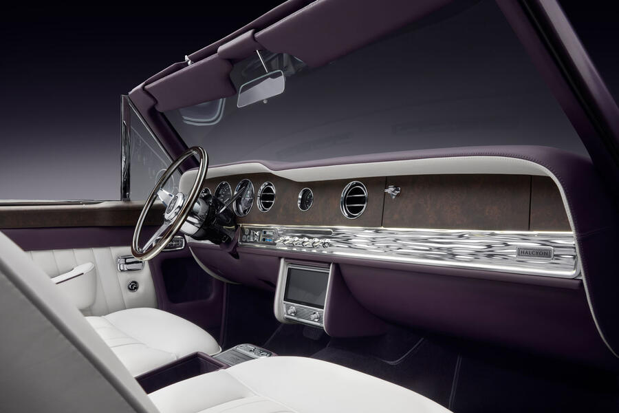 Halcyon Rolls-Royce Corniche interior