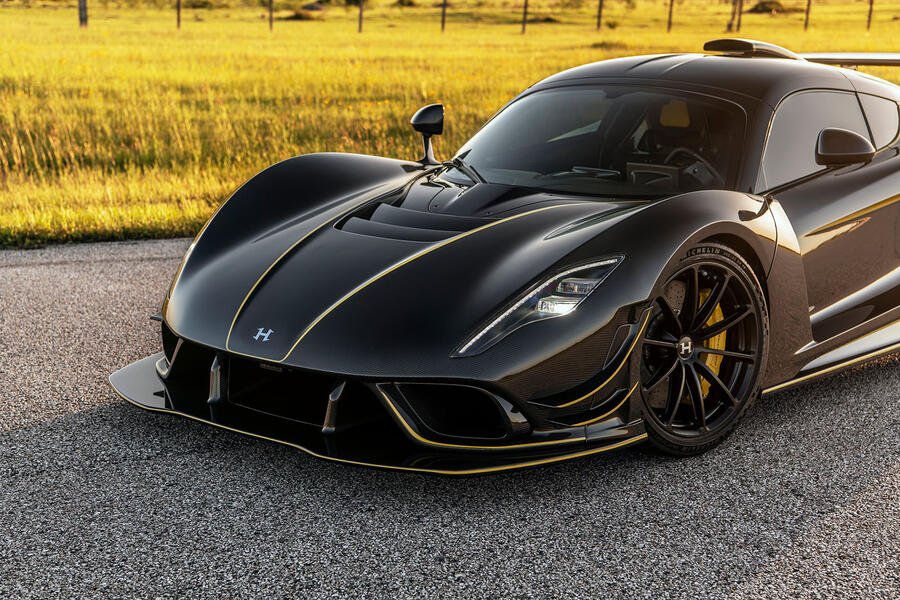 Hennessey venom f5 revolution roadster front bumper