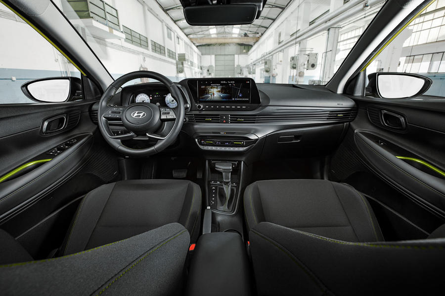 hyundai i20 facelift 2023 interior