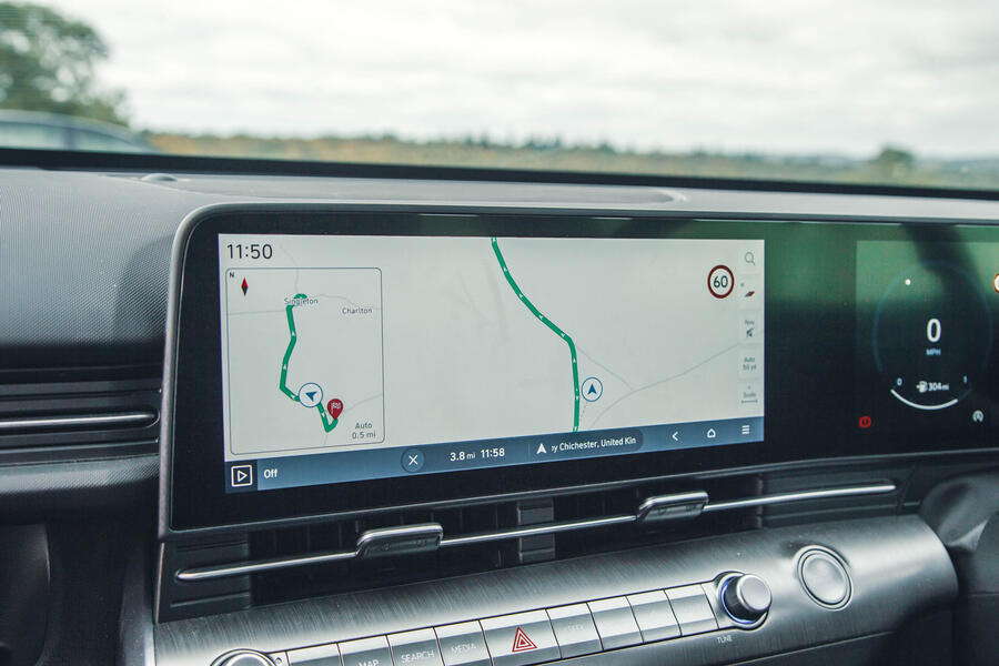 hyundai kona review 2023 18 screen maps 0