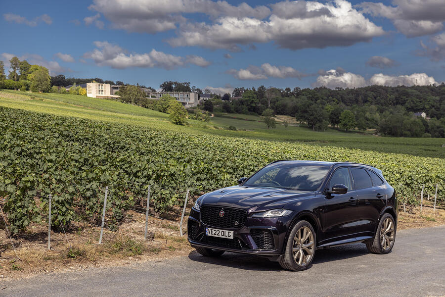 jaguar f-pace svr edition 1988 static