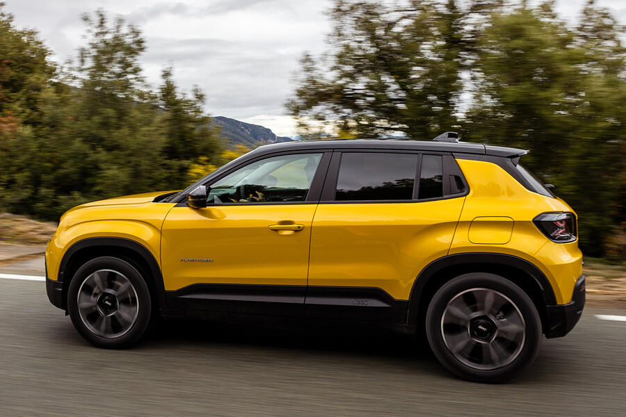 Jeep avenger 02 side panning