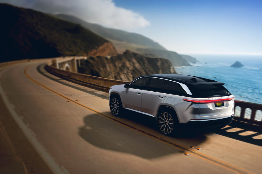 Jeep Wagoneer S rear driving concept