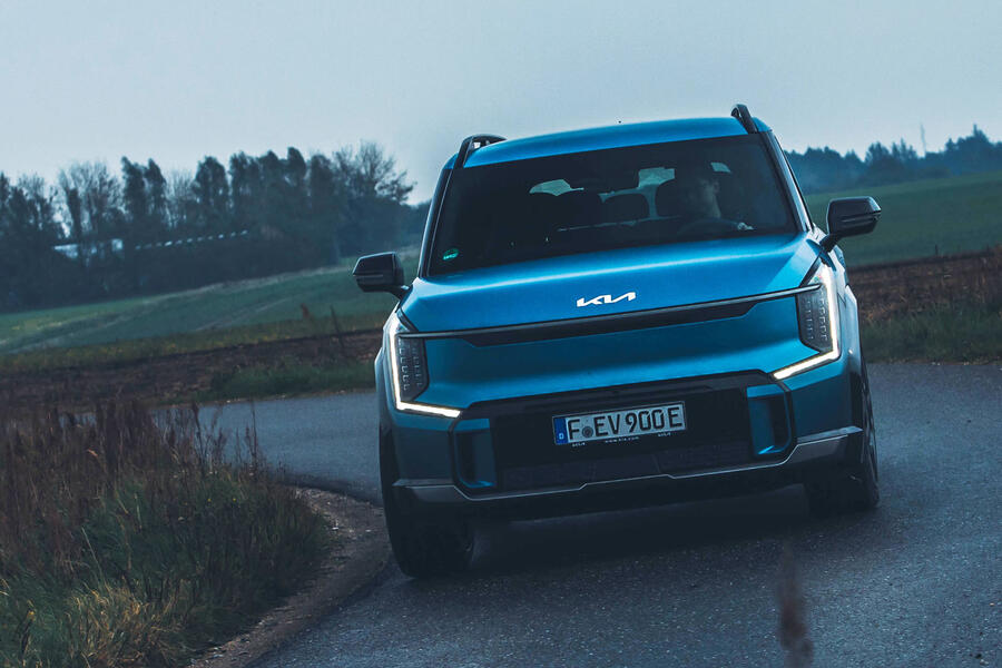 Kia EV9 cornering – front