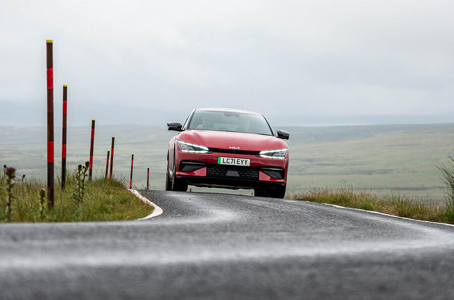 Kia charge autocar 4