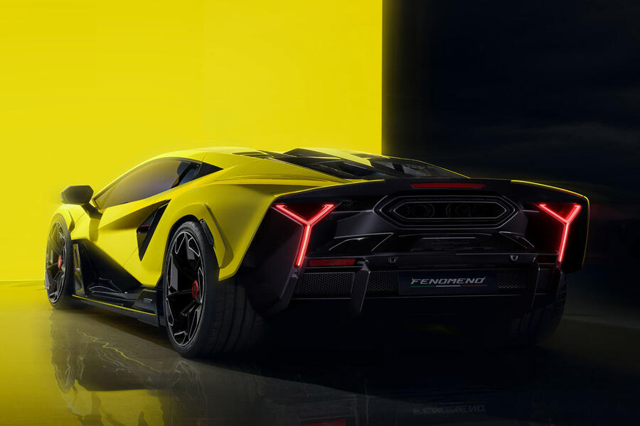 Lamborghini Fenomeno â€“ rear quarter