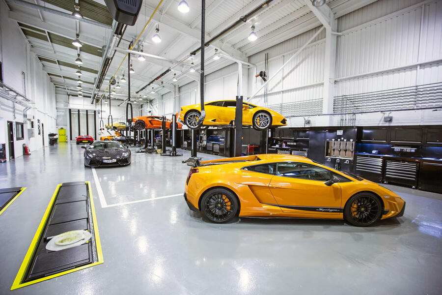 Lamborghini manchester  34 2