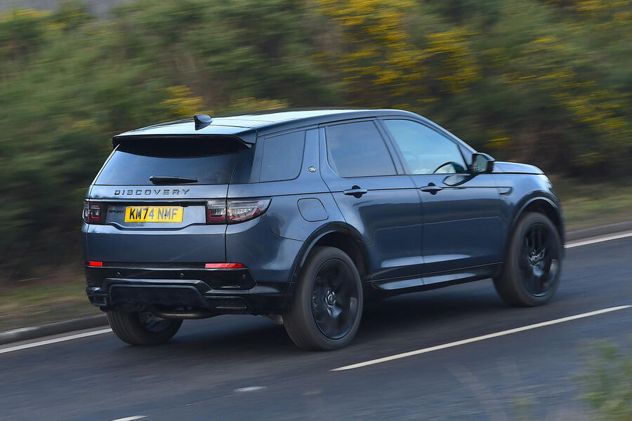 Land Rover Discovery Sport 2025 &ndash; rear quarter tracking