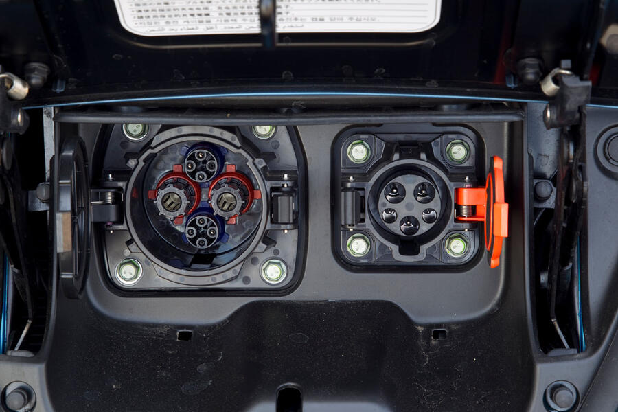 Nissan Leaf Chademo port