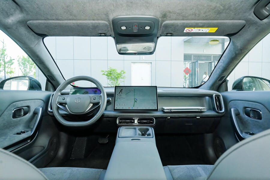 Leapmotor B05 interior