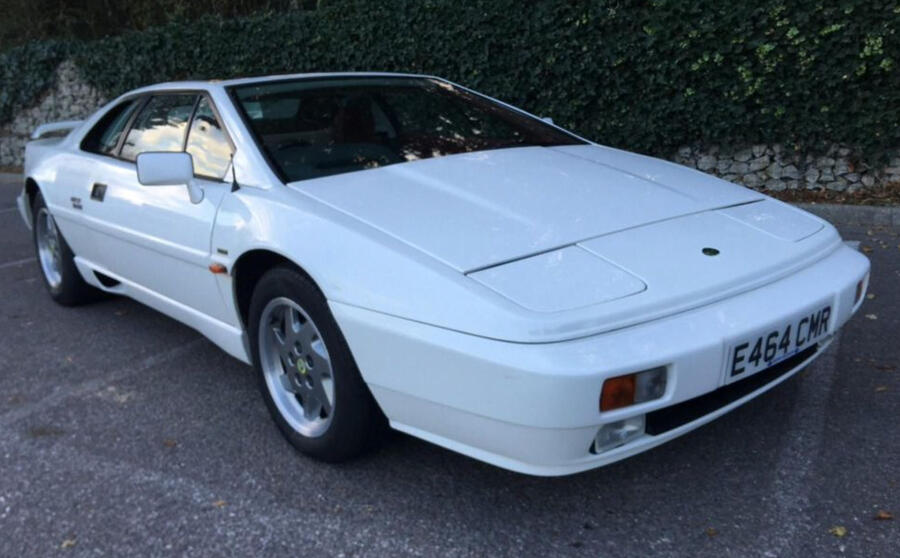Lotus esprit front view