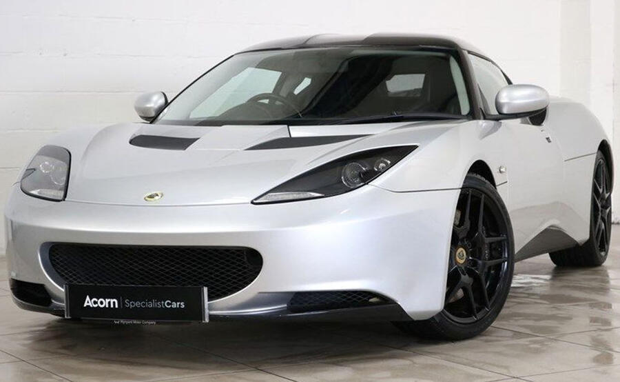 Lotus evora s