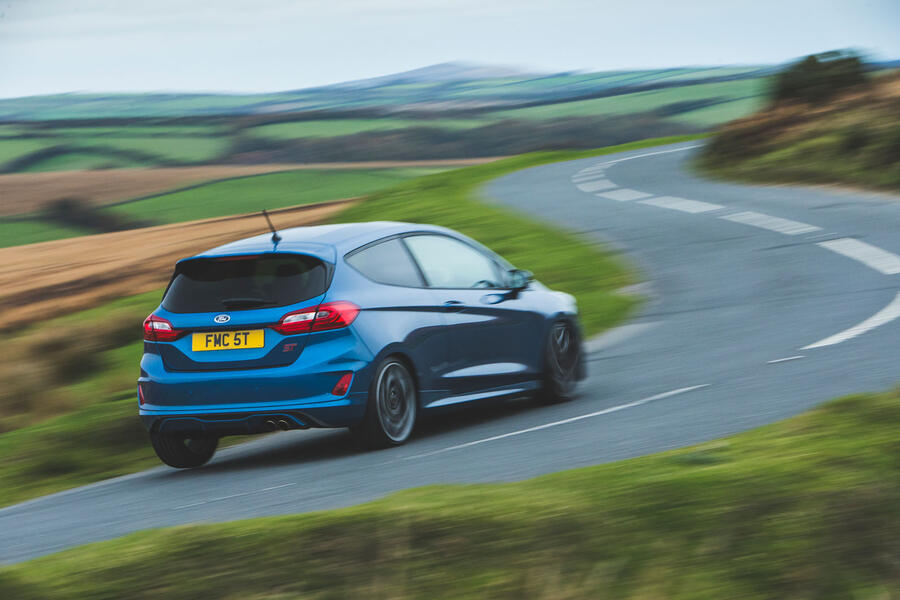 2018\'s best cars: the Autocar road testers\' Christmas dinner