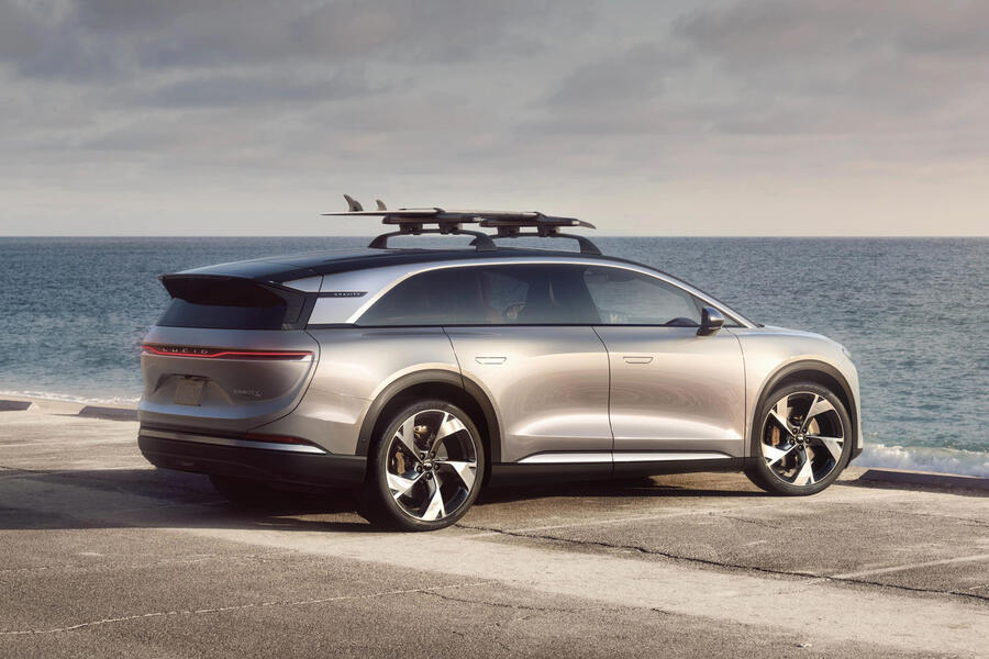 Lucid Gravity parked – rear quarter