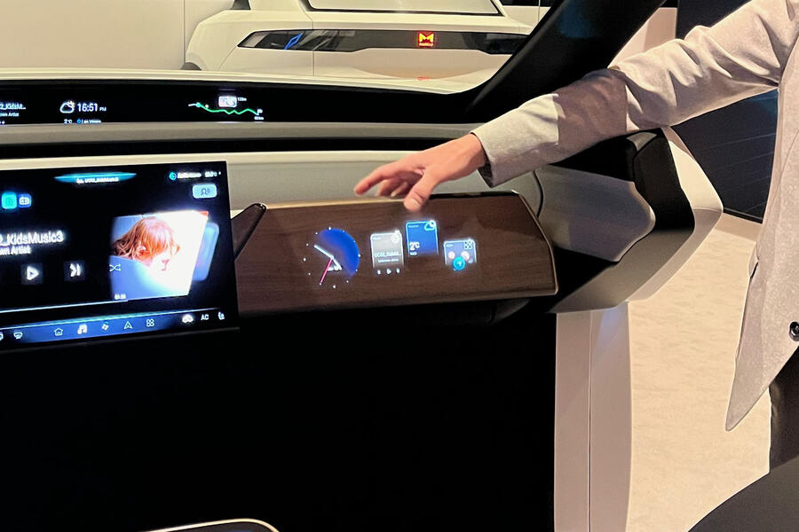 Marelli wooden smart surface