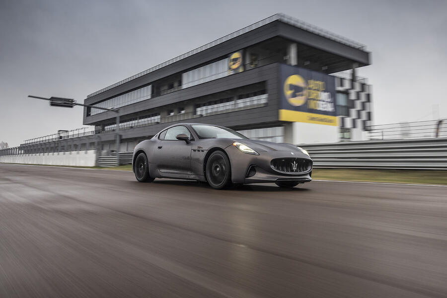 Maserati granturismo folgore 06 front tracking