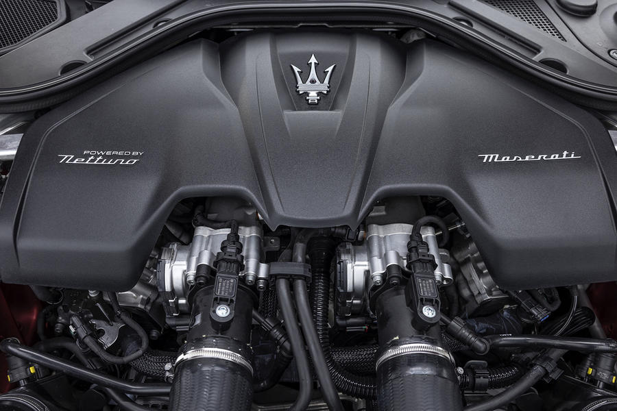 Maserati granturismo trofeo uk review 2023 16 engine 0