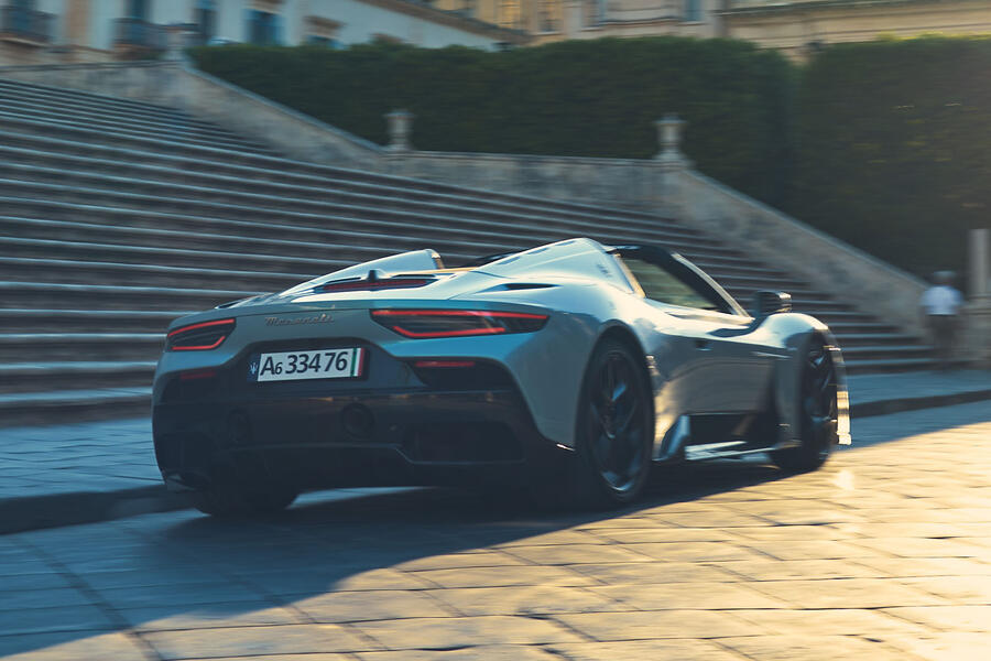 Maserati MC20 Cielo driving – rear quarter