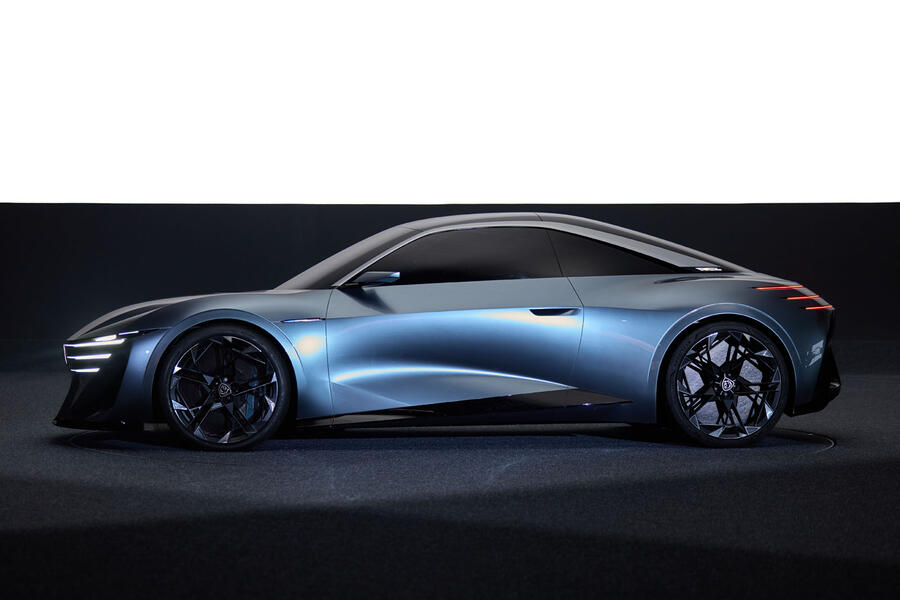 Peugeot RCZ side
