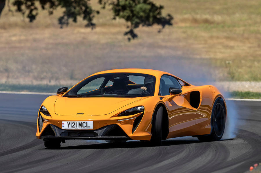 Mclaren artura drift 2022