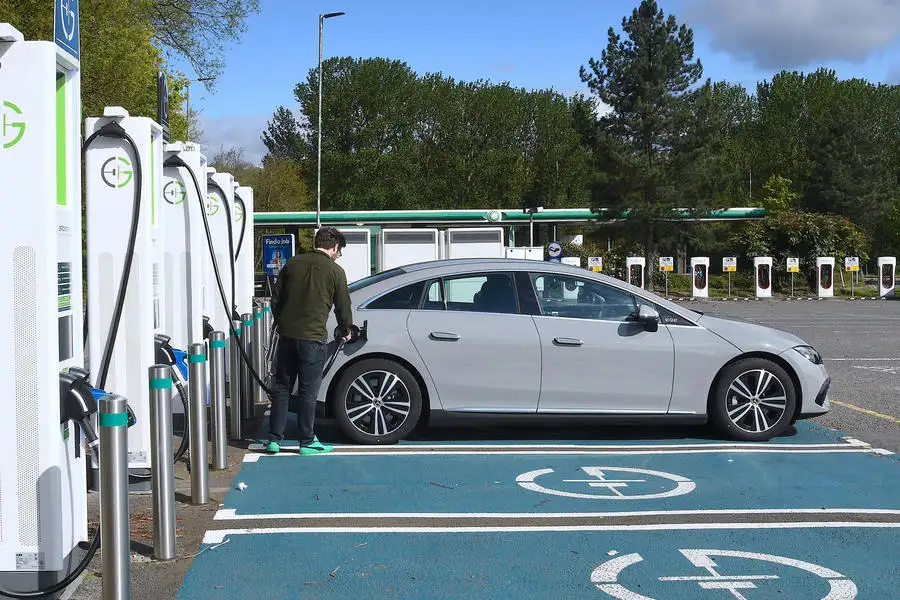 Mercedes EQE motorway charging