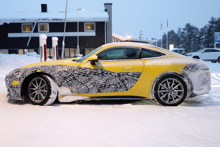 Mercedes amg gt side 0