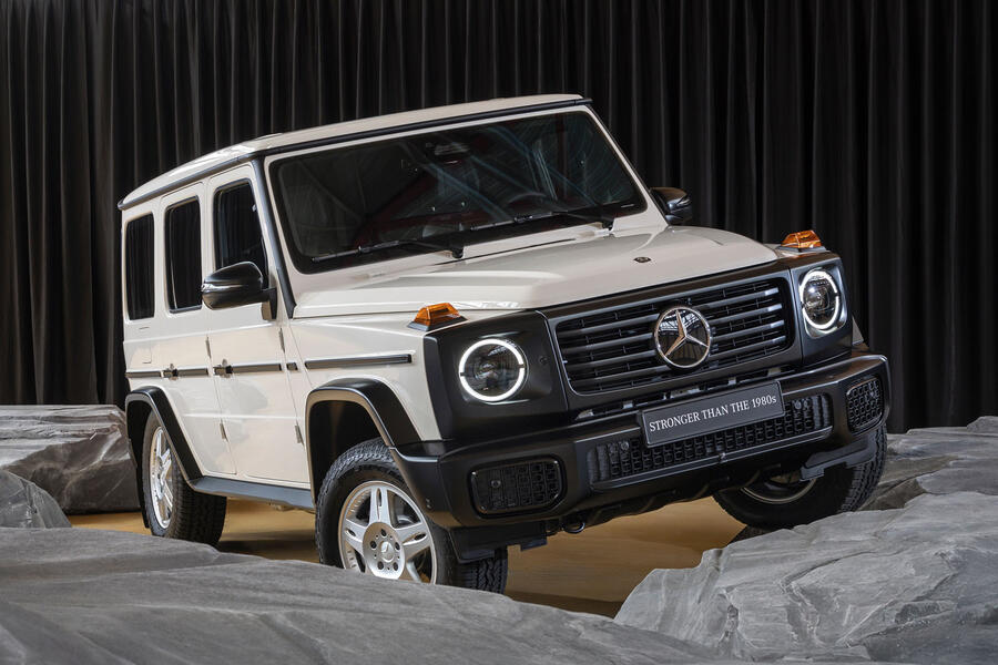 Mercedes-Benz G450d Stronger than the 1980s front â€“Â beige