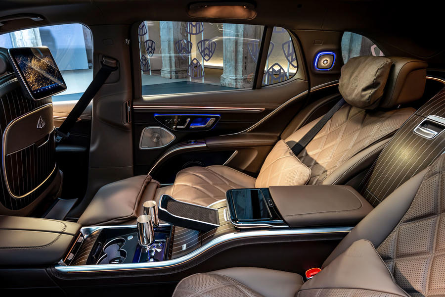 Mercedes Maybach Eqs Suv é O Primeiro Ev Da Marca De Luxo
