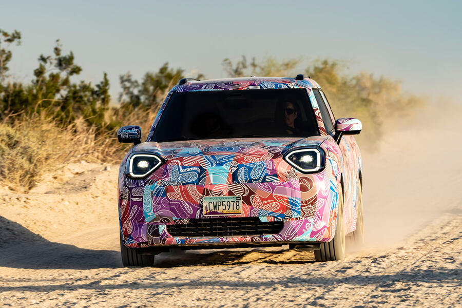 Mini Aceman driving off-road – front