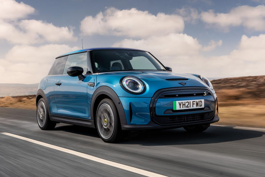 Mini electric 2022 front quarter tracking